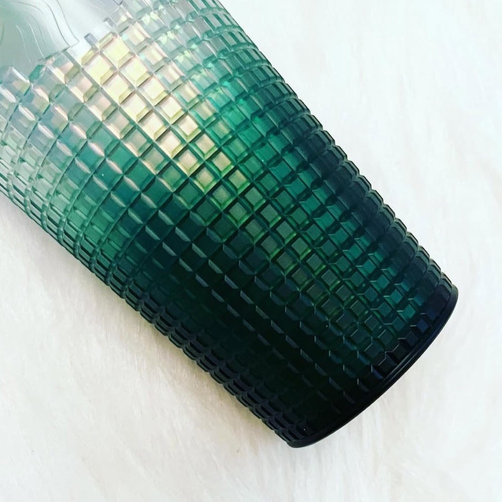 🧁Starbucks Gradient Tumbler - Green and Black - Picture 4 of 5